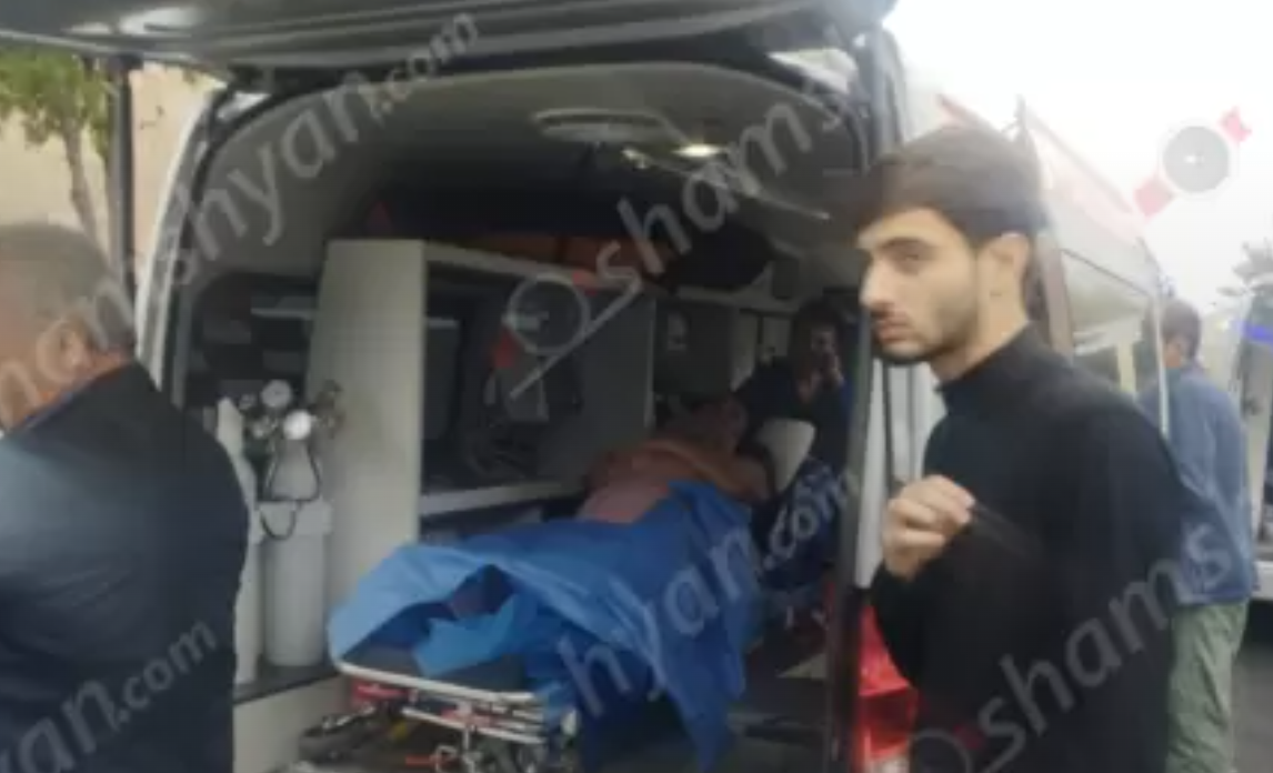 Երևանում բախվել են հիվանդ տեղափոխող շտապօգնության մեքենան ու «07»-ը. վիրավորները հոսպիտալացվել են