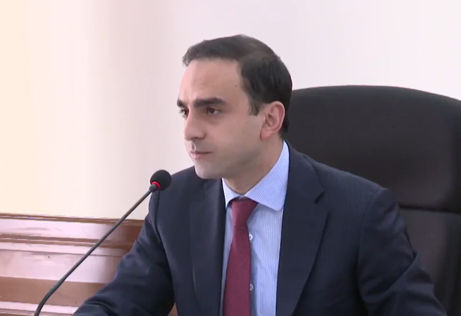 Երևանի քաղաքապետարանում խորհրդակցություն է