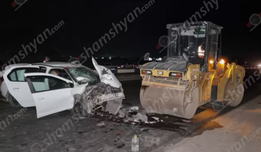 Ողբերգական ավտովթար Արարատի մարզում. Renault Logan-ը բախվել է ճանապարհային գլանին. կա 1 զոհ, 3 վիրավոր