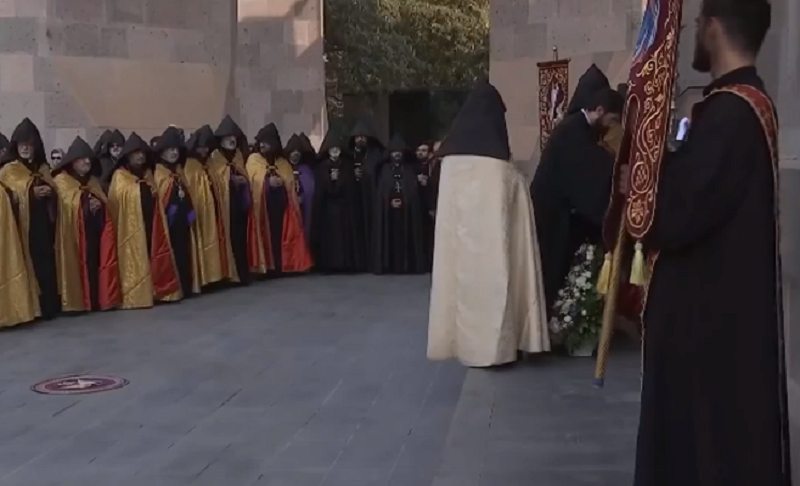 Համազգային աղոթքի օր Արցախի համար հոկտեմբերի 1-ին