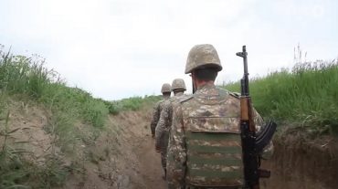 44-օրյա պատերազմի ընթացքում գումարտակի հրամանատարի տեղակալը լքել է մարտադաշտը, դասակների հրամանատարները հրաժարվել են կատարել զինծառայության պարտականությունները