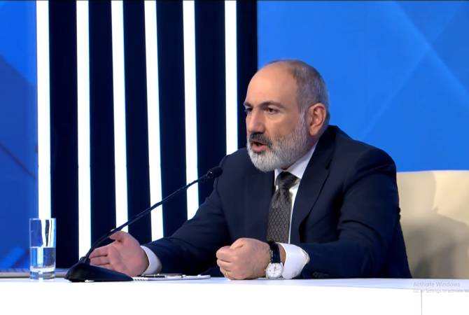 ՀՀ վարչապետն ուղիղ եթերում պատասխանում է քաղաքացիների հարցերին