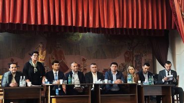 Էկնոմիկայի նախարարը Արմավիրի մարզի Նորակերտ համայնքի բնակիչների հետ քննարկել է հողային բարեփոխումների փորձնական ծրագիրը