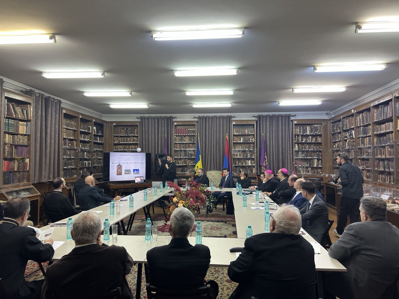 Բուխարեստում տեղի է ունեցել քննարկում՝ նվիրված Արցախի հոգևոր-մշակութային ժառանգության պահպանությանը և արցախահայերի սոցիալական կացությանը