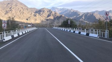 Միջին նորոգման աշխատանքներ են տարվում Մ-17 /Մ-2/ (Կապան)-Ծավ-/Մ-2/ միջպետական նշանակության ավտոճանապարհի մի հատվածում