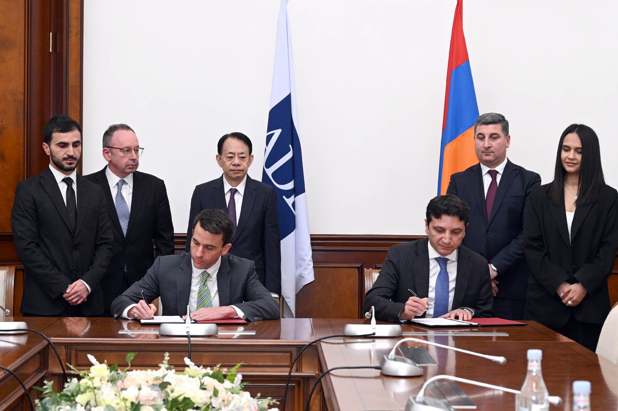Ստորագրվել են սեյսմիկ անվտանգության բարելավման և Երևանի քաղաքային զարգացման վարկային ծրագրերի համաձայնագրերը