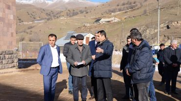 Գեղարքունիքի մարզպետն այցելել է Թթուջուր և Մարտունի բնակավայրեր՝ ընթացքի մեջ գտնվող սուբվենցիոն ծրագրերի մշտադիտարկում իրականացնելու նպատակով