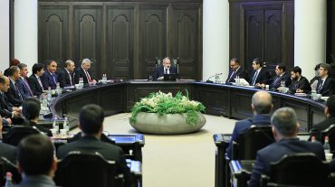 Կառավարությունը ԼՂ-ից բռնի տեղահանվածներին կտրամադրի երկամսյա սոցիալական աջակցություն՝ ամսական 50 000 դրամ