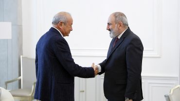 Վարչապետ Փաշինյանն ընդունել է խոշոր գործարար Նագիբ Սավիրիսին