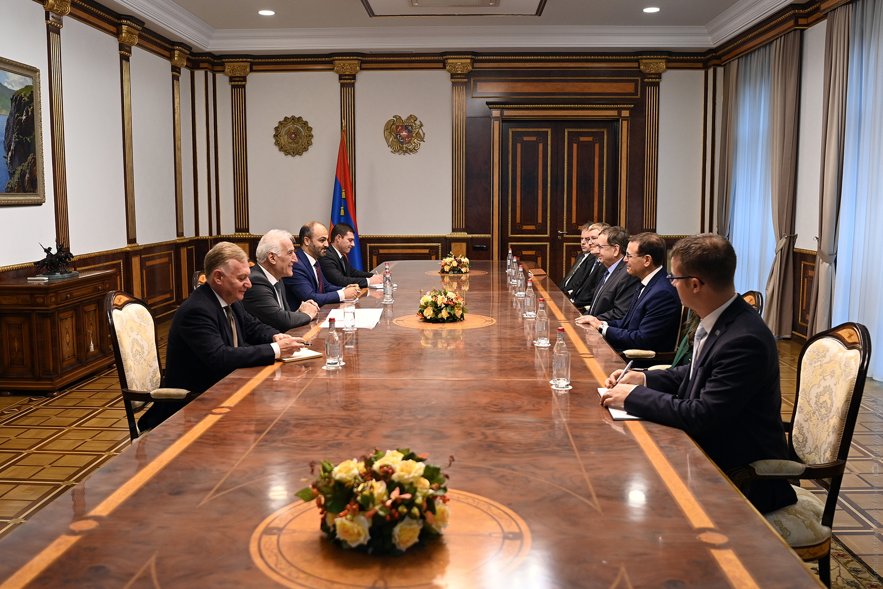 Վահագն Խաչատուրյանն ընդունել է Կանադայի Սենատի անդամ Լեո Հուսակոսի գլխավորած պատվիրակությանը