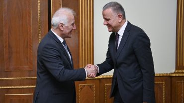 Վահագն Խաչատուրյանը հանդիպել է Հայաստանում Եվրամիության պատվիրակության ղեկավար Վասիլիս Մարագոսի հետ