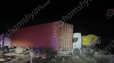 Խոշոր ավտովթար՝ Սյունիքի մարզում. ճանապարհն ամբողջությամբ փակվել է