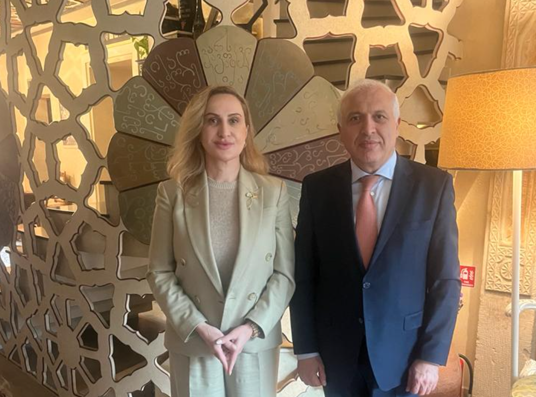 Դեսպան Սմբատյանը և Վրաստանի պաշտպանության նախարարի առաջին տեղակալը քննարկել են նախարարությունների միջև համագործակցության հարցեր