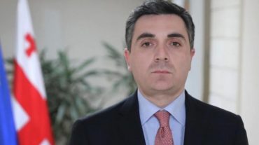 Յուրաքանչյուր երկիր պաշտպանական ուժեր ունենալու իրավունք ունի․ Դարչիաշվիլին՝ Վրաստանի տարածքով Հայաստան ուղարկված զրահամեքենաների մասին