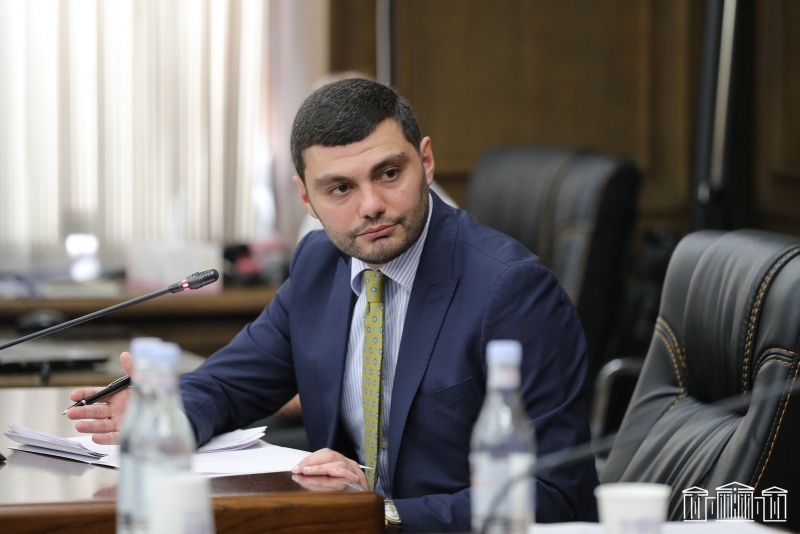ԱԺ աշխատակազմի ղեկավար-գլխավոր քարտուղար Դավիթ Առաքելյանը ներկայացրել է 2024 թ. բյուջետային հատկացումները և իրականացվելիք միջոցառումները