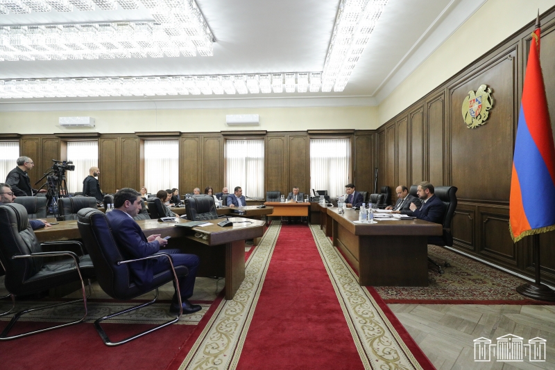 ԱԺ հանձնաժողովները շարունակել են ֆինանսական գլխավոր փաստաթղթի նախնական քննարկումը