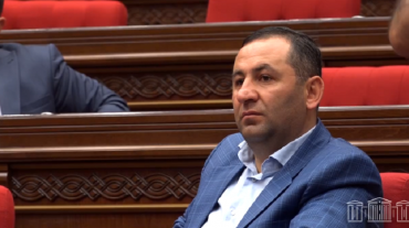 Մաթևոս Ասատրյանի դերը խորհրդարանական հարթակում. անսպասելի փակվեց պատգամավորի կյանքի վերջին էջը