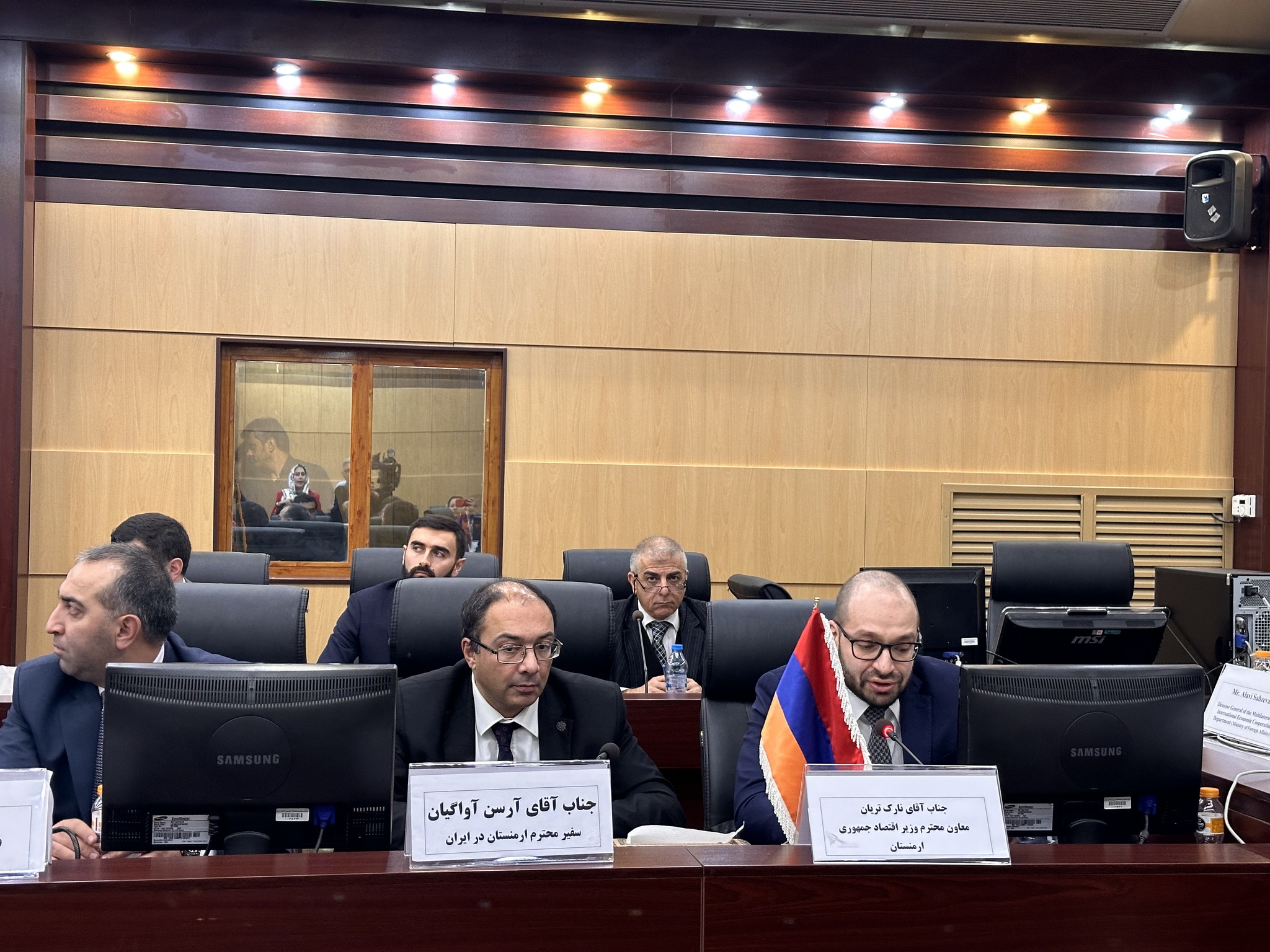 Կարևորվել են հայ-իրանական առևտրատնտեսական կապերի ընդլայնումը, երկու երկրների միջև առևտրաշրջանառության ծավալների ավելացումը
