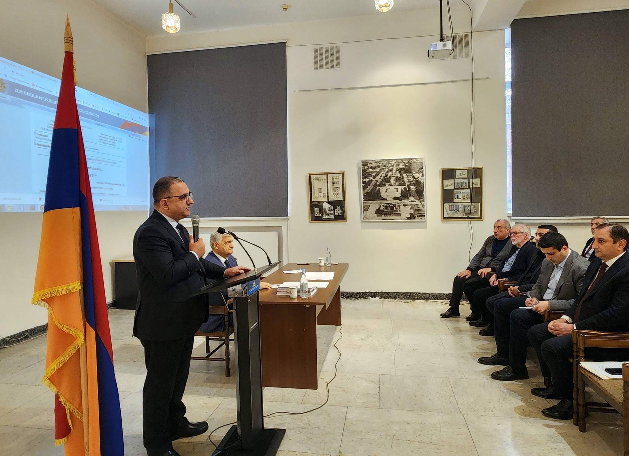 Փոխվարչապետ Տիգրան Խաչատրյանը մասնակցել է Քաղաքաշինության կոմիտեի կազմակերպած խորհրդատվական հանդիպմանը
