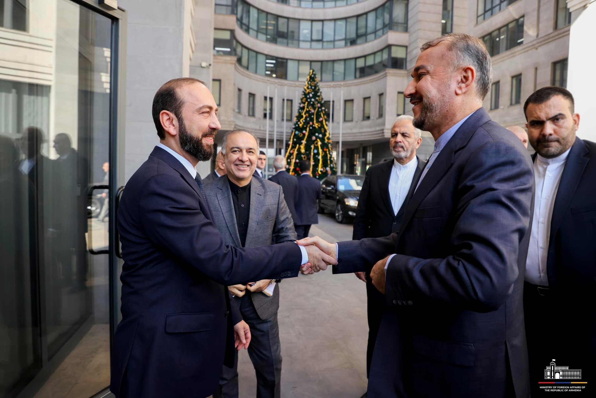 Իրանի ԱԳ նախարարը ժամանել է Հայաստան
