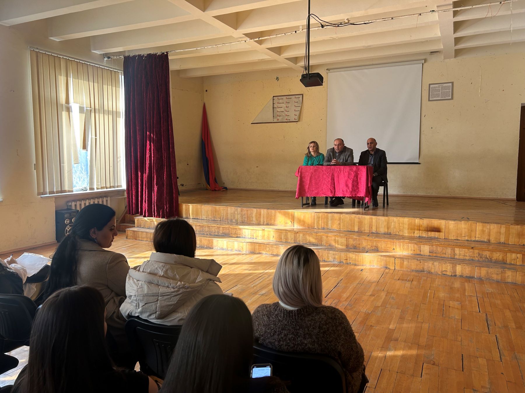 Իրականացվել է խորհրդատվություն՝ նախադպրոցական հաստատությունների լիցենզավորման վերաբերյալ