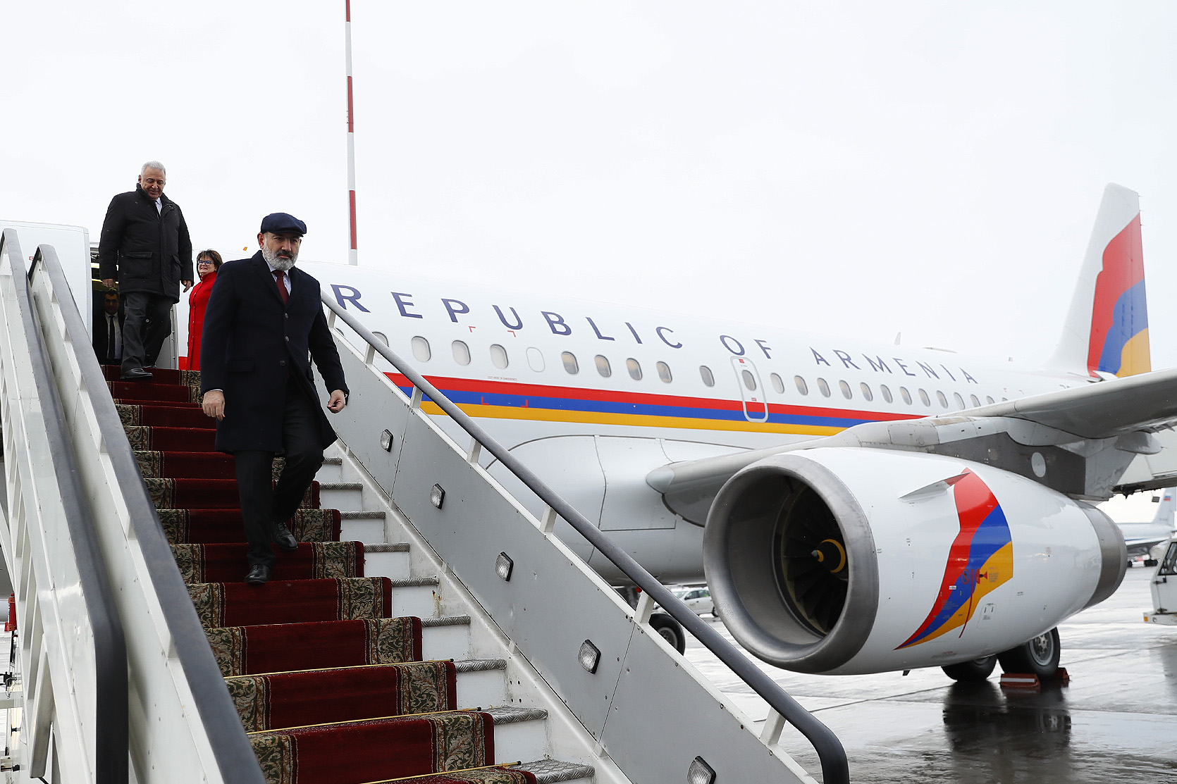 Վարչապետը ժամանել է Սանկտ Պետերբուրգ
