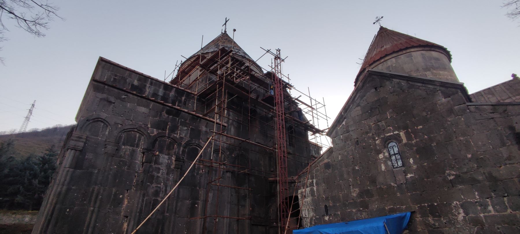Քոբայրավանքի սեղանատան և Սանահինի վանական համալիրի Սբ Ամենափրկիչ եկեղեցու տանիքածածկերի վերականգնման աշխատանքներն ավարտվել են
