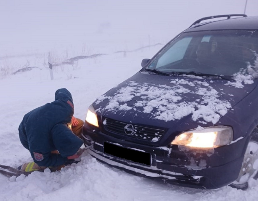 Փրկարարները դուրս են բերել Թթուջուր-Չքնաղ ավտոճանապարհին արգելափակված ավտոմեքենաները