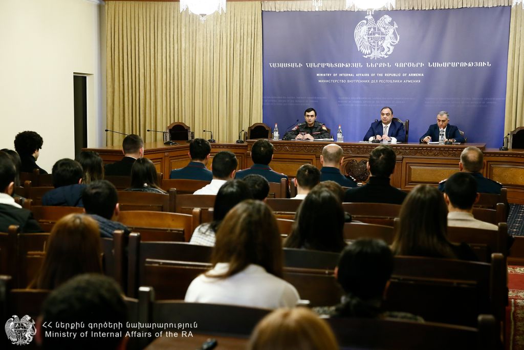 ՆԳ նախարարը կարևորել է Քրեական ոստիկանությունը նոր կադրերով համալրելը և ներկայացրել կարիերայի հեռանկարները