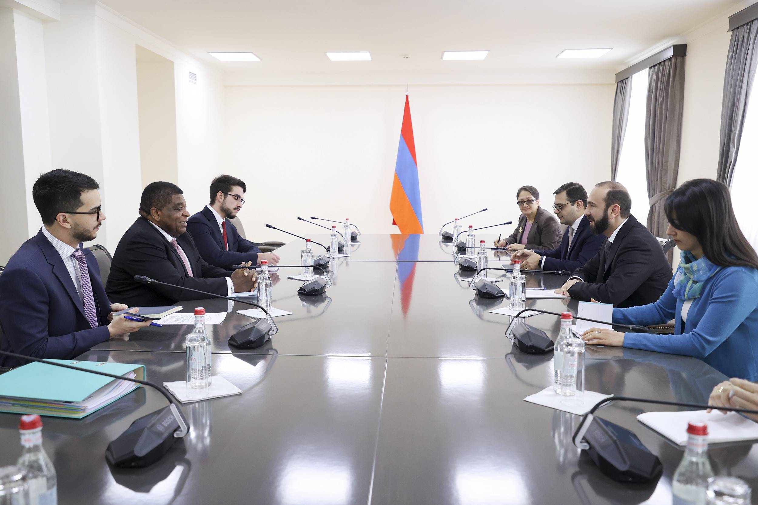 Արարատ Միրզոյանը հանդիպել է Միջխորհրդարանական միության գլխավոր քարտուղարի հետ
