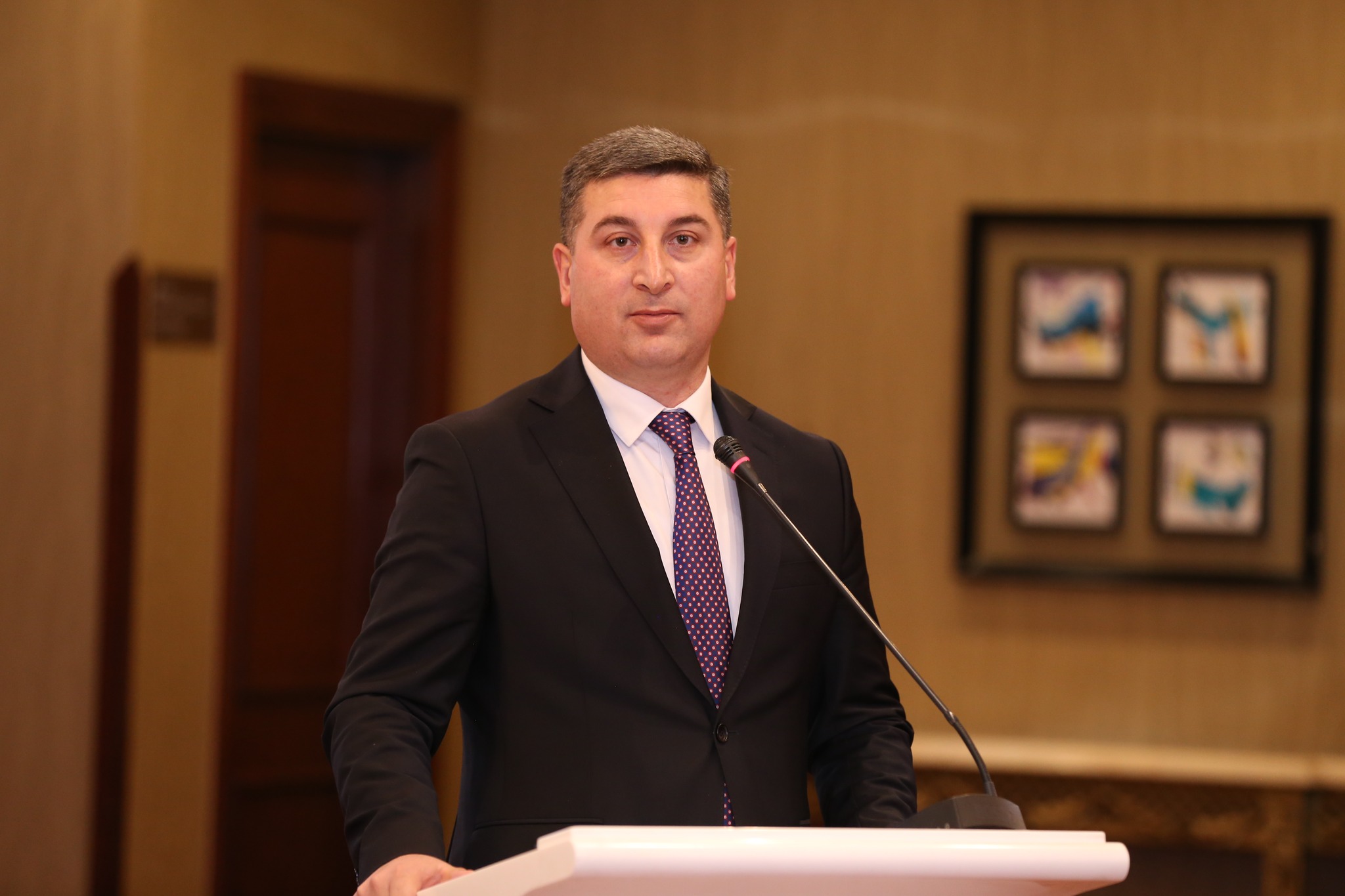 ՏԿԵ նախարարը Արմավիրի մարզպետարանում ներկայացրել է «Ֆինանսական համահարթեցման մասին» օրենքի վերջին փոփոխությունները