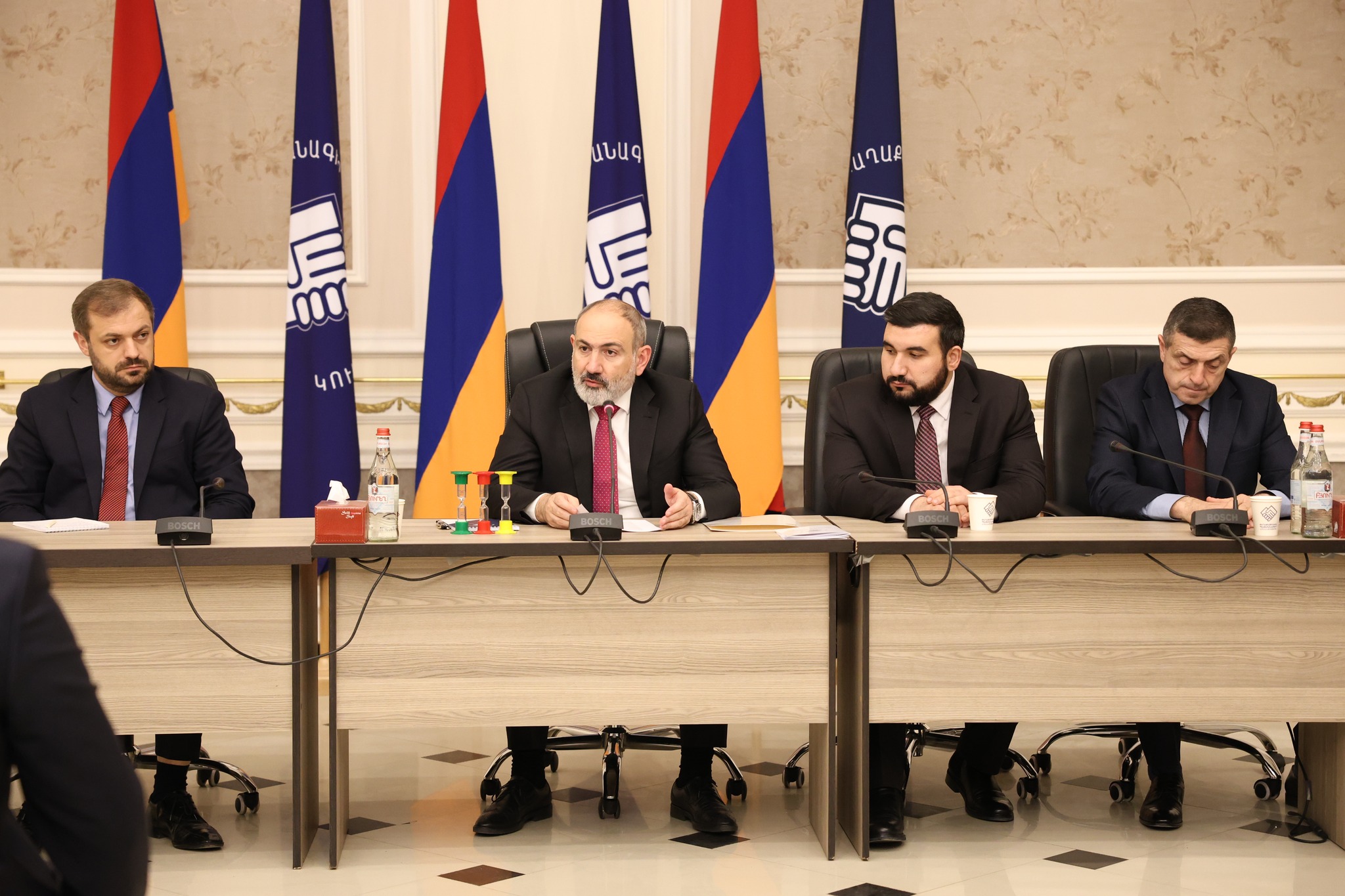 Եղեգնաձոր համայնքում կայացել է «Քաղաքացիական պայմանագիր» կուսակցության նախաձեռնող խմբի նիստ