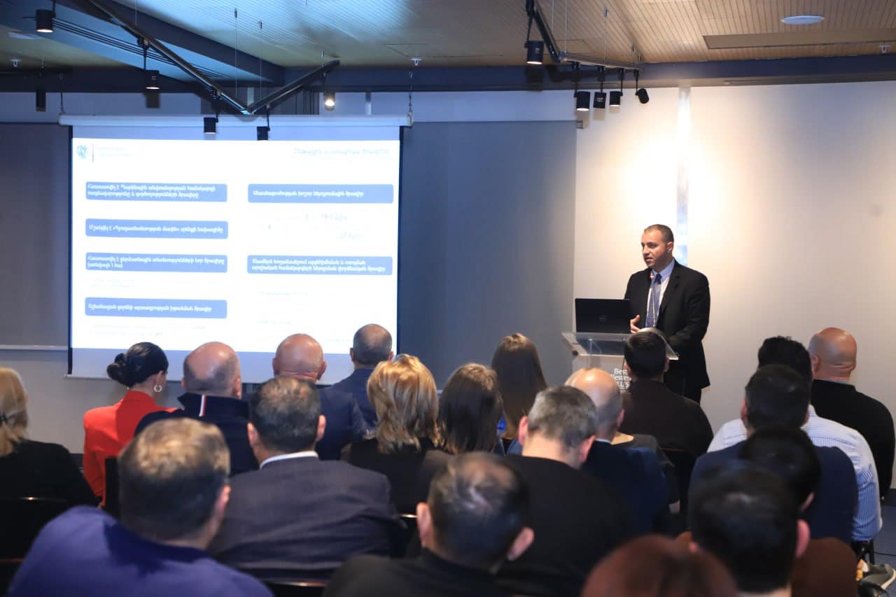 Վահան Քերոբյանը հանդիպել է «Մանթաշյանց» բիզնես ակումբի գործարարների հետ