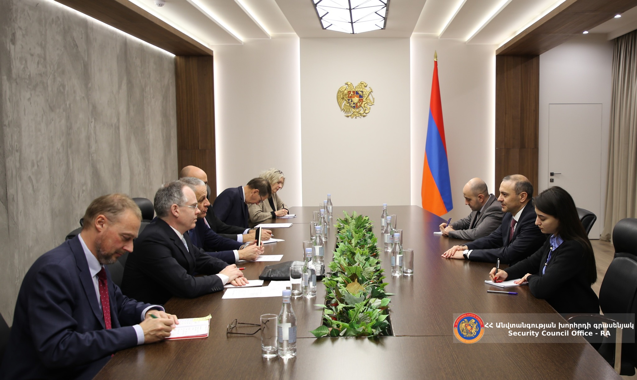 ՀՀ ԱԽ քարտուղարն ընդունել է Րորի Դոմմին