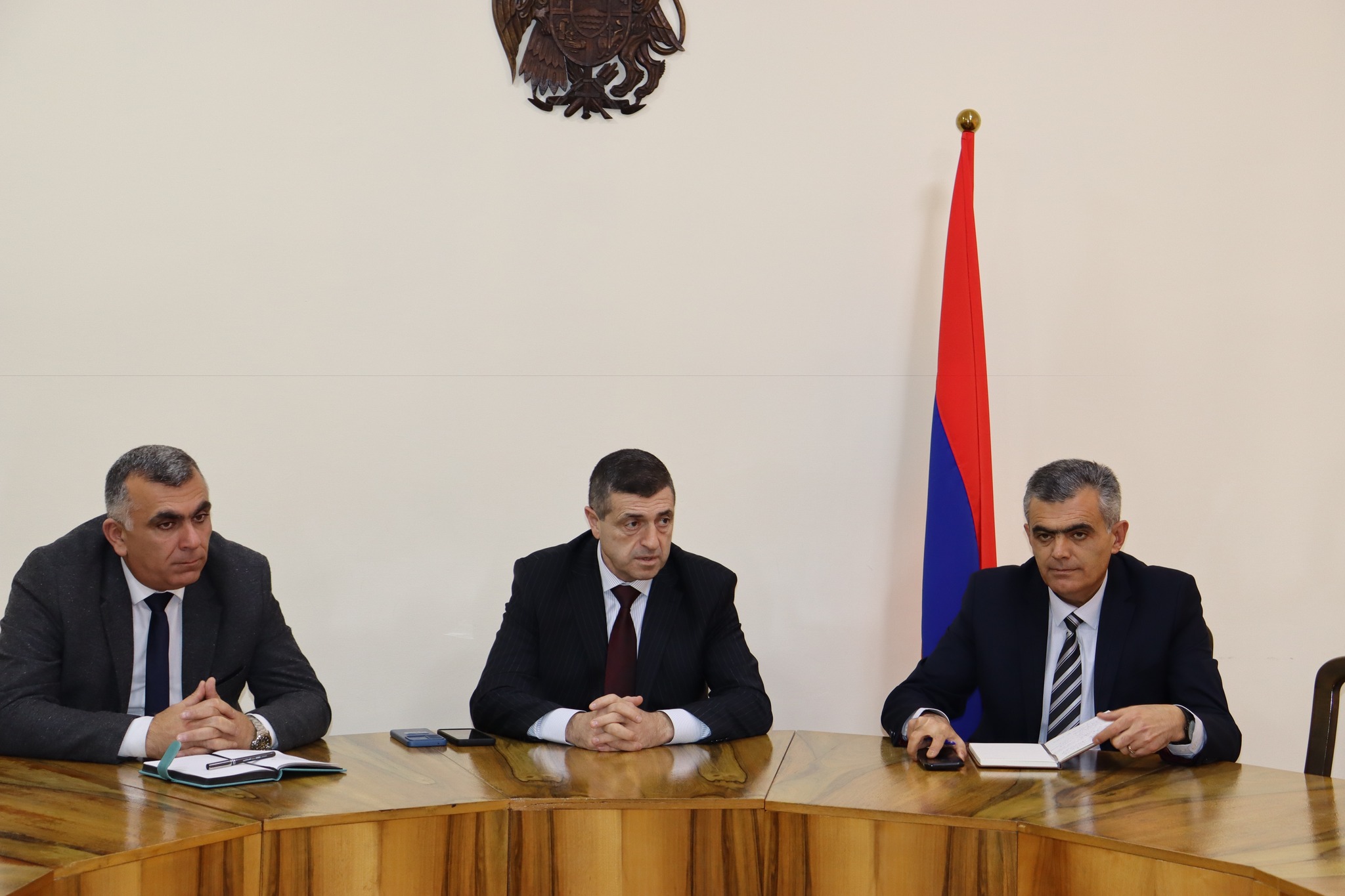 Վայոց ձորի մարզպետի մասնակցությամբ քննարկվել են մարզում էլեկտրաէներգիայի պարբերական խափանումների խնդիրները