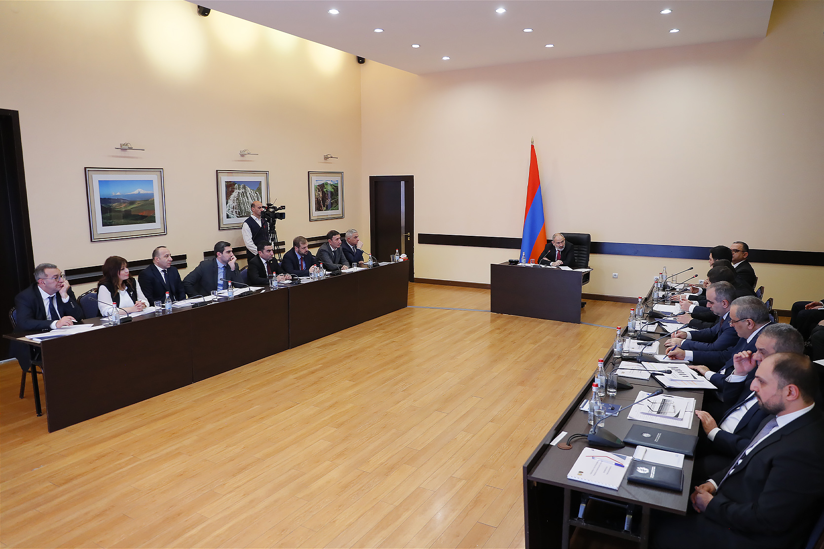Եթե ուզում ես ունենալ պետություն, պետք է վճարես հարկ. վարչապետին է ներկայացվել ՊԵԿ 2023 թ. գործունեության հաշվետվությունը