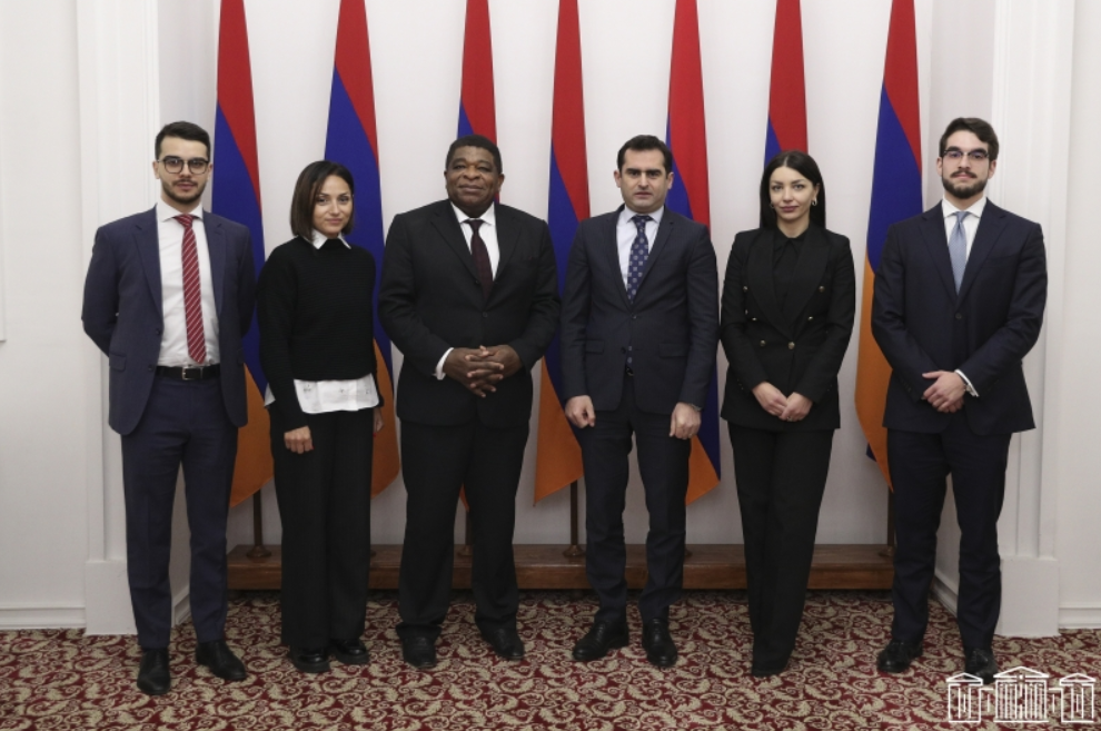 Հակոբ Արշակյանն ընդունել է Միջխորհրդարանական միության գլխավոր քարտուղարի գլխավորած պատվիրակությանը