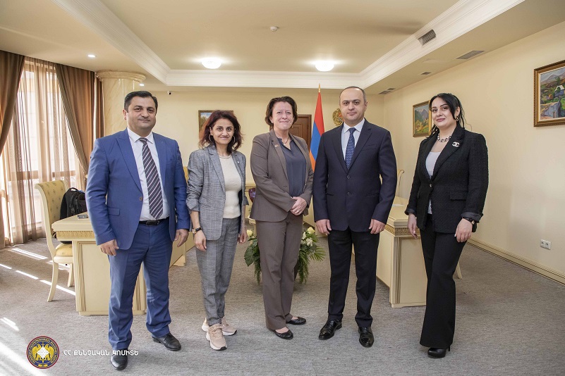 Քննչական կոմիտե է այցելել ԱՄՆ արդարադատության դեպարտամենտի հետաքննությունների դաշնային բյուրոյի՝ Հայաստանում և Վրաստանում իրավական կցորդը