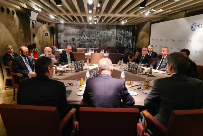 Լավ է, որ հայկական ու ադրբեջանական կողմերը պայմանավորվել են հարցերը լուծել առանց նոր բռնությունների. Շոլց