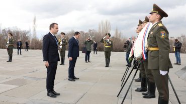Սեբաստիան Լըկորնյուն այցելել է Հայոց ցեղասպանության զոհերի հուշահամալիր