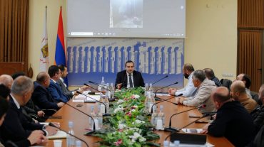 Քննարկման հիմնական թեման եղել է շինբարեկարգման ծրագրերով իրականացվող ժամկետանց շինարարության վերջնաժամկետները