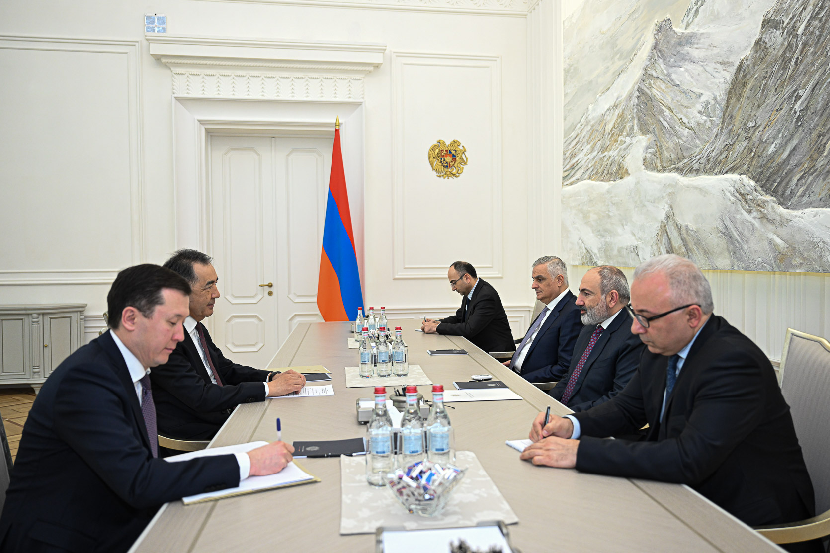Վարչապետն ընդունել է Եվրասիական տնտեսական հանձնաժողովի կոլեգիայի նախագահին