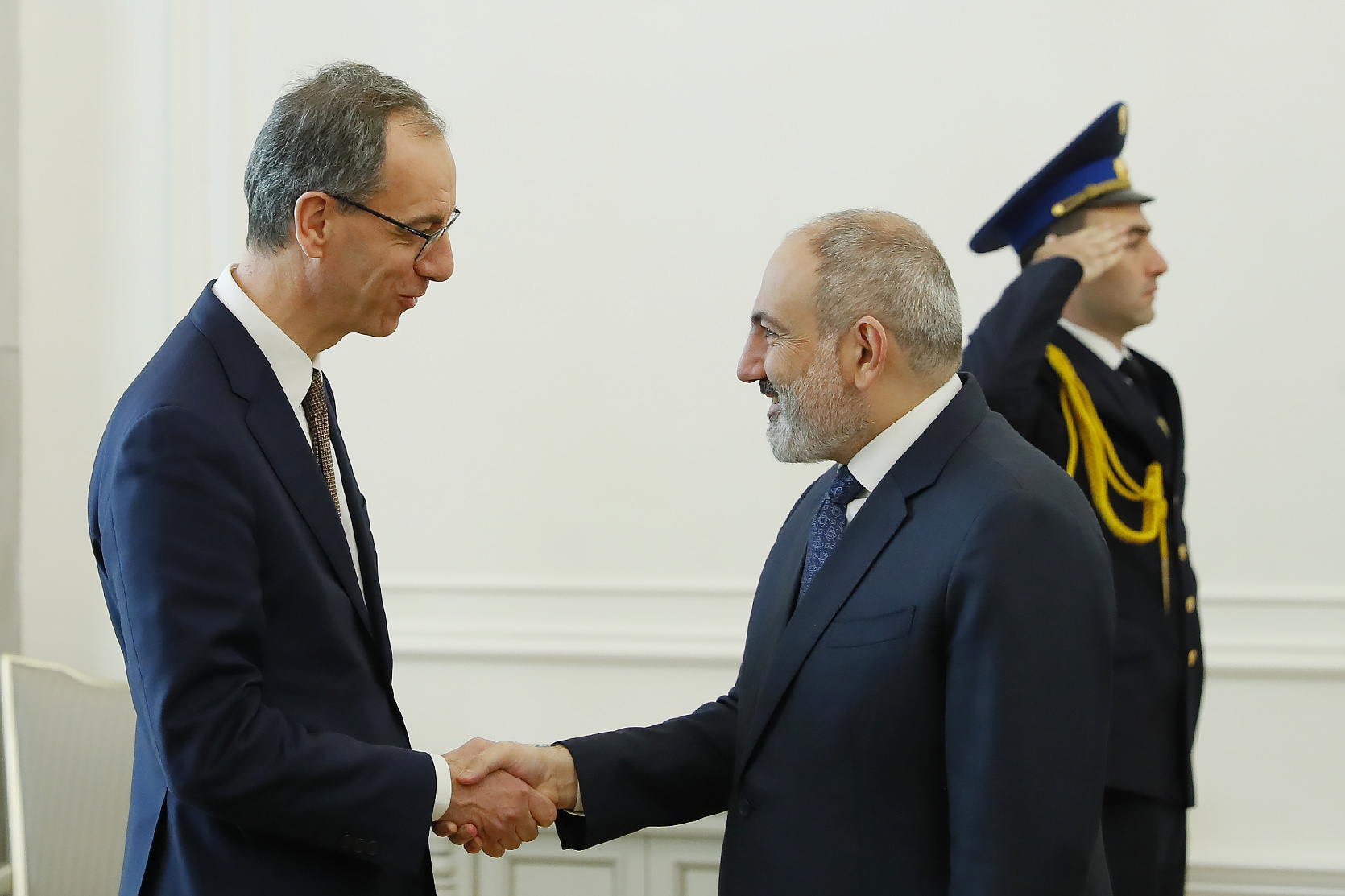 Վարչապետն ընդունել է ԵՄ արտաքին գործողությունների ծառայության քաղաքացիական գործողությունների հրամանատարին