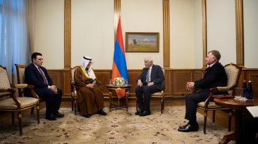 Վահագն Խաչատուրյանն ընդունել է Հայաստանում Քուվեյթի դեսպան Նաուաֆ Ալ Էնեզիին
