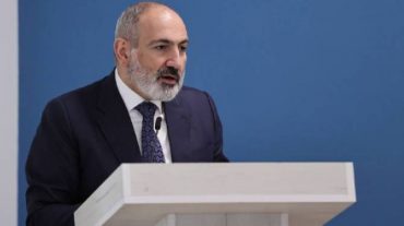 Նիկոլ Փաշինյանը դասախոսություն է ներկայացնում Հայաստանի պետական տնտեսագիտական համալսարանի Գյումրու մասնաճյուղում