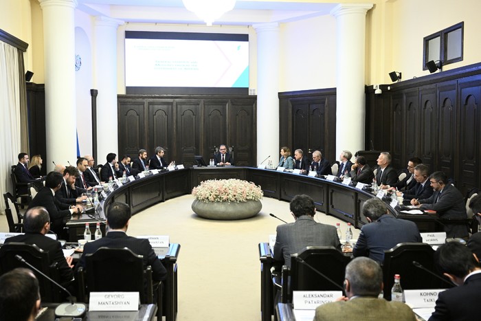 Փոխվարչապետ Խաչատրյանը հանդիպել է ՀՀ-ում հավատարմագրված դիվանագիտական ներկայացուցչությունների ղեկավարների հետ