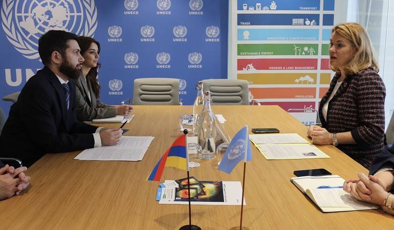 Վահան Կոստանյանը հանդիպել է ՄԱԿ ԵՏՀ գործադիր քարտուղար Տատյանա Մոլչանի հետ