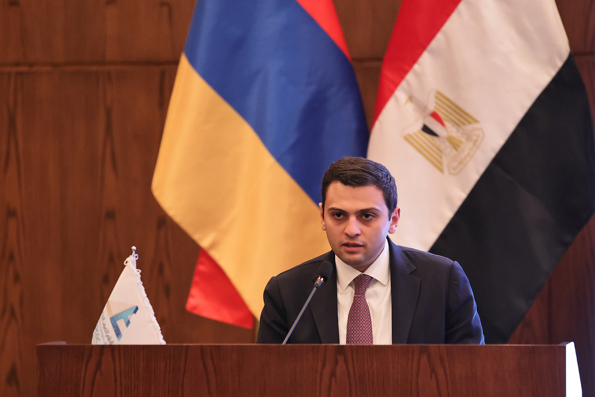 Ռաֆայել Գևորգյանը մասնակցել է Եգիպտոսի առևտրաարդյունաբերական պալատների ֆեդերացիայում տեղի գործարարների հետ հանդիպմանը
