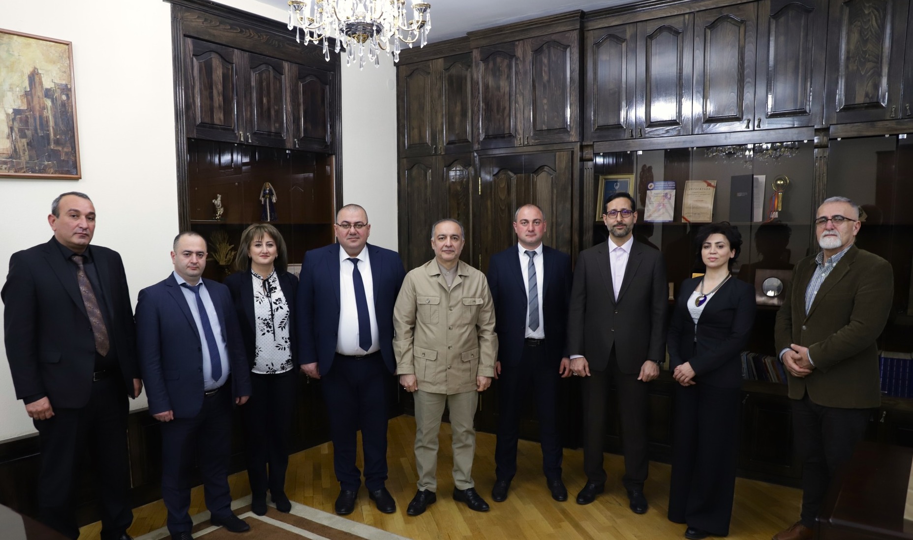 Շիրակի մարզպետը հյուրընկալել է ճանաչողական այցով մարզ այցելած Իրանի դեսպանին