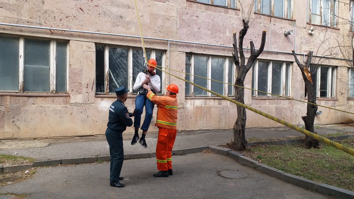 Քաղաքացիական պաշտպանության օրվան նվիրված միջոցառումներ են տեղի ունեցել Արմավիրի, Արագածոտնի և Կոտայքի մարզերում